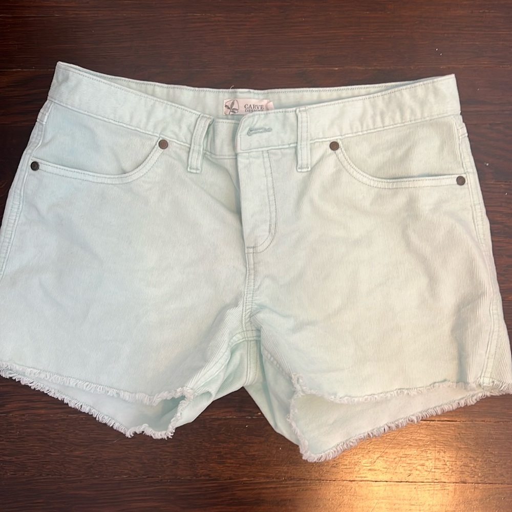 Carve shorts, size 6